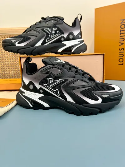 Men's Runner Tatic Sneakers 2022SS LV Dad Shoes