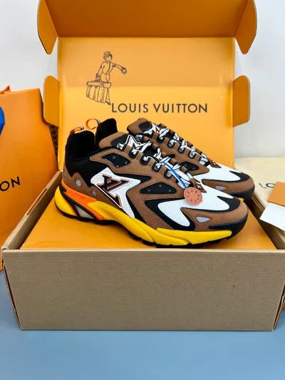 LV Runner Tatic Sneakers 2022SS