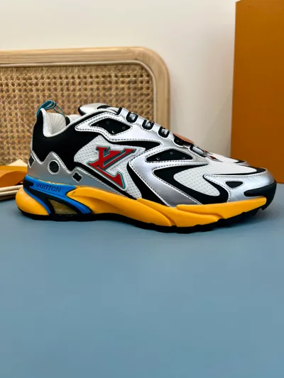 LV Runner Tatic Sneakers 2022SS