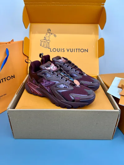 LV Runner Tatic Sneakers 2022SS