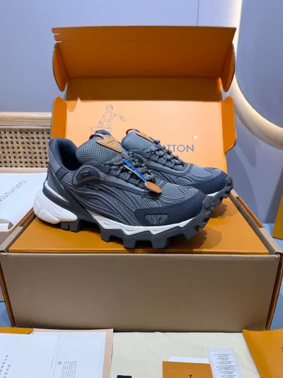 L Runner Summit 26FW