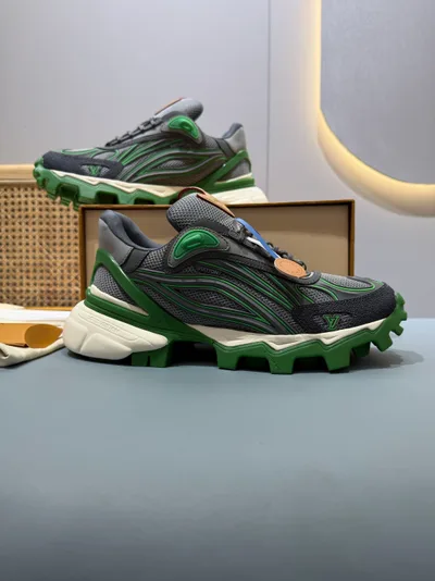 L Runner Summit 26FW