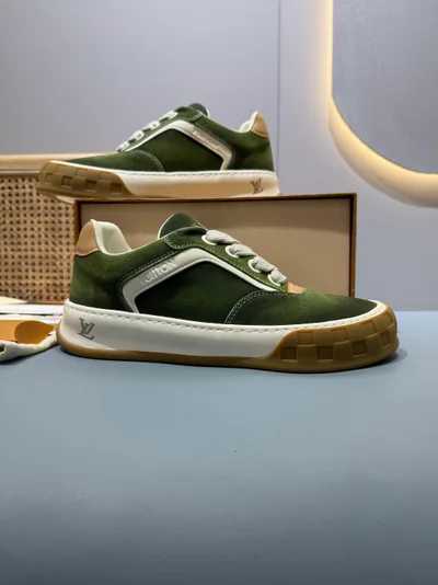 L TILTED Chunky Casual Sneakers