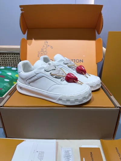 Love Heart White Leather Couple Thick Sole Casual Sneakers L TILTED
