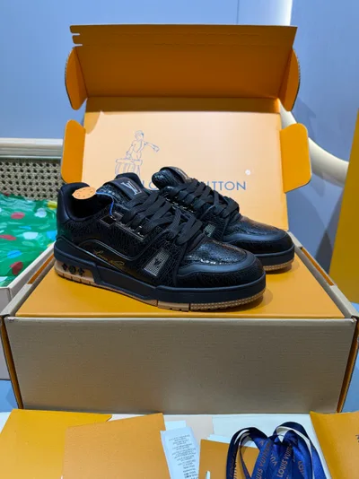 Men's Original Leather Trainer Casual Sneakers