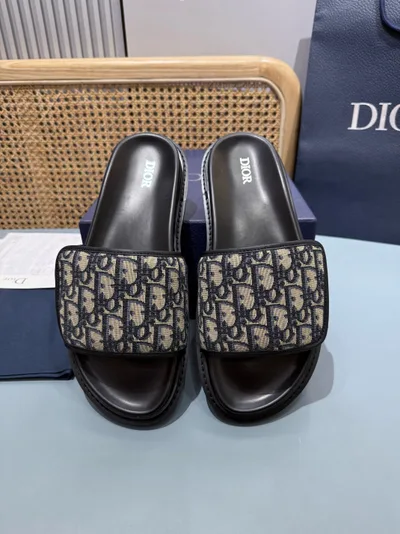 Dio* Dior Slipper Collection