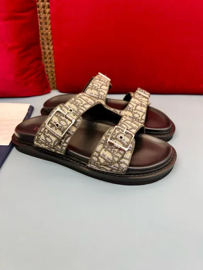 Dio* Dior Slipper Collection