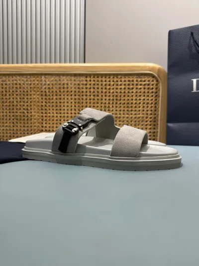 Dior Aqua Slides