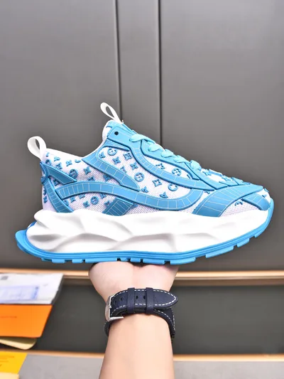 LOUIS VUITTON 2024 Milan Fashion Show Sneakers