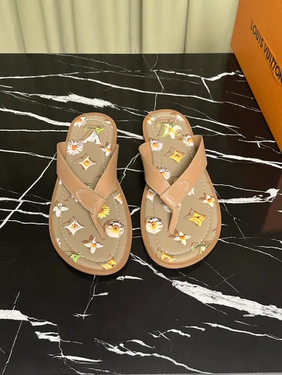 LV Men's Spring/Summer Slippers