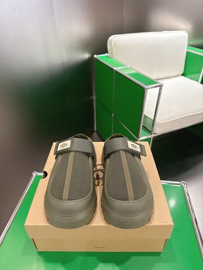 UGG Half-Wrap Thick-Soled Slippers