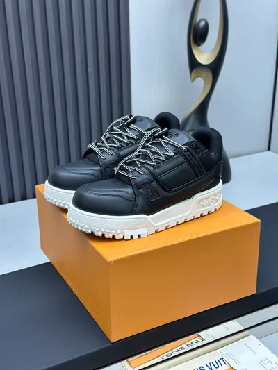 LV Louis Vuitton Classic Runway New Style