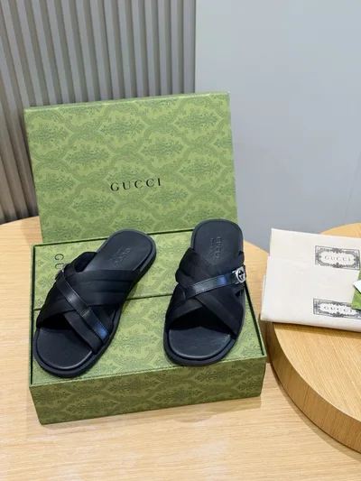 Gucci Men's Interlocking G Slide Sandal Lido Series