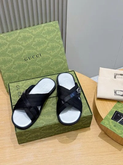 Gucci Men's Interlocking G Slide Sandal Lido Series