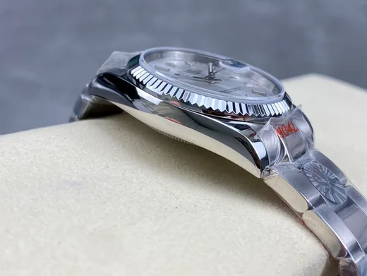 Datejust Series - LM-WAT-0196 - Watch Item - Wren-Luxe